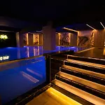 酒店 Royal G & 4 Star 5*