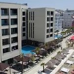 فندق Royal G & 4 Star دراس