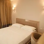 酒店 Royal G & 4 Star Durrës