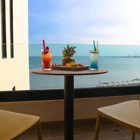 Otel Royal G & 4 Star Dıraç