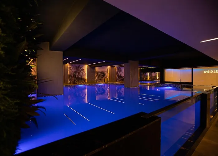 Royal G & 4 Star Durres