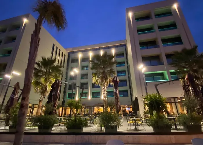 Hotel Royal G & 4 Star Durres