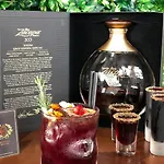 호텔 Royal G & 4 Star