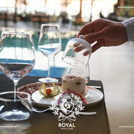 Hotel Royal G And 5*