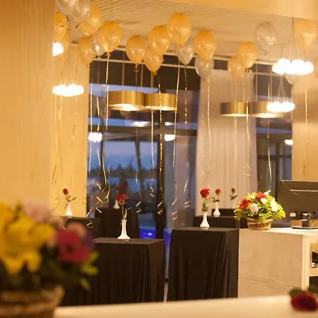 Hotel Royal G And
