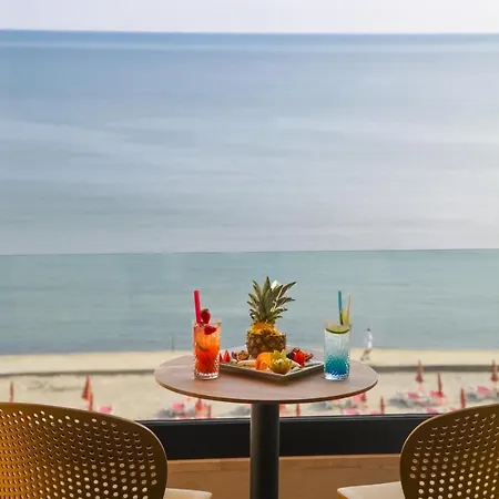 Royal G & Hotel Durrës