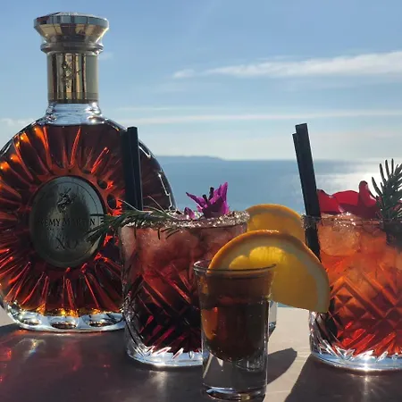 Royal G & 4 Star Hotell 5*