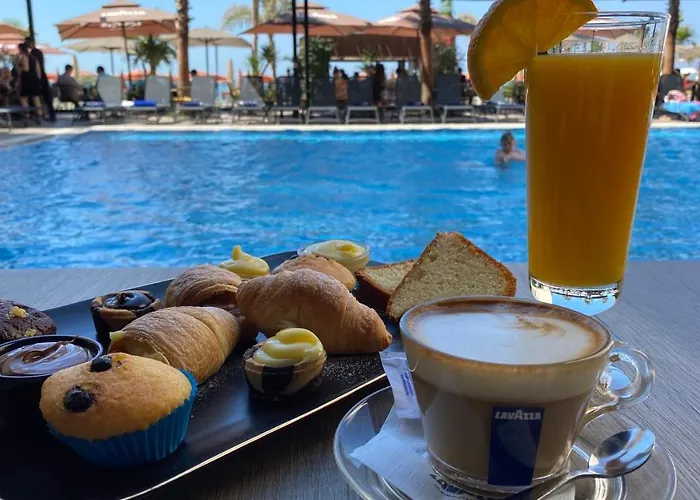 Royal G & 4 Star Ξενοδοχείο